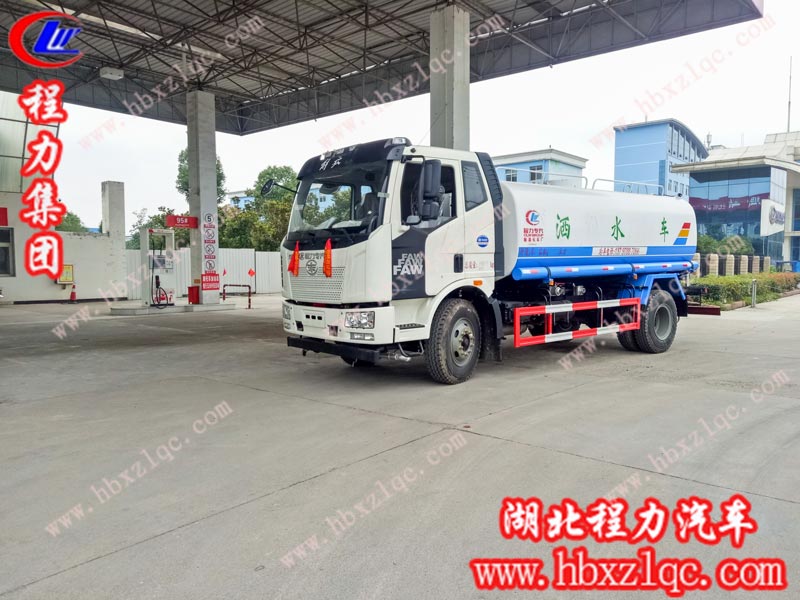 2019/06/27/，胡總在程力集團(tuán)自提一輛14方解放J6灑水車，單號：25199/70129