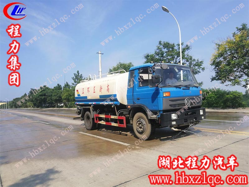 程力專用汽車股份有限公司灑水車，助你清涼一夏