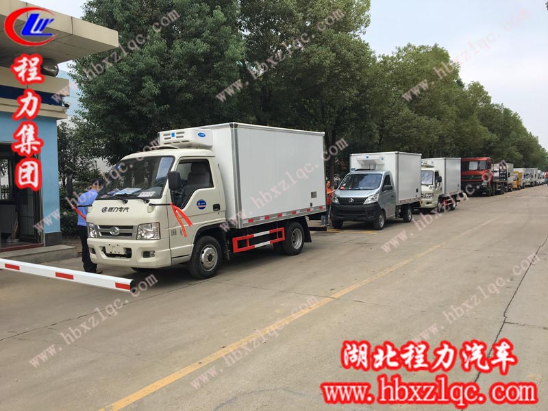 2019/10/08 西昌涼山高總在湖北程力集團(tuán)訂購了三臺藍(lán)牌冷藏車，單號80107/80109