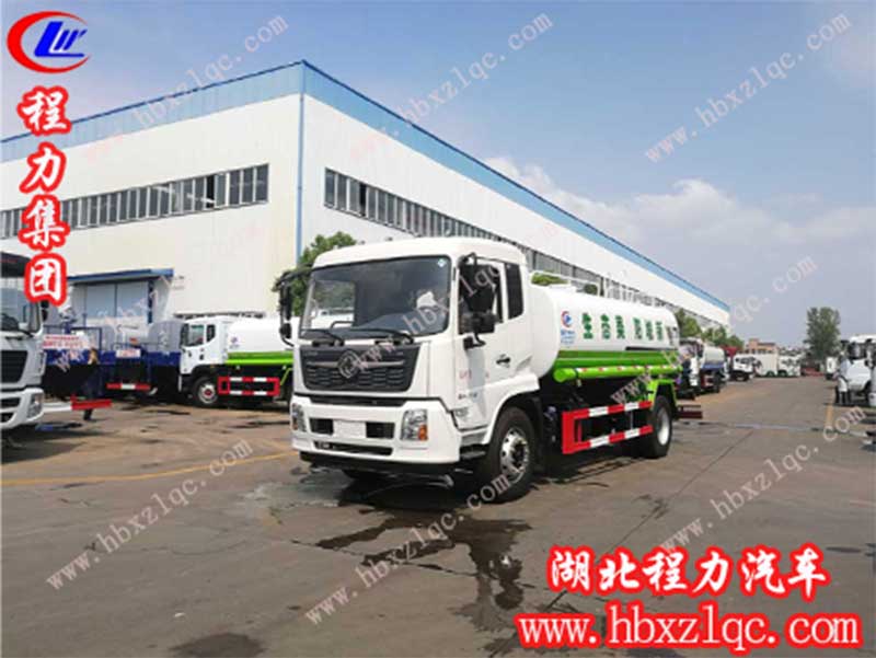 正值寒冬，程力集團(tuán)教您如何做好灑水車冬季防護(hù)