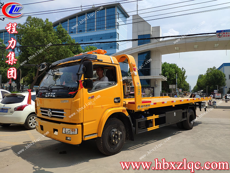 湖北程力集團(tuán)生產(chǎn)的東風(fēng)D8清障車價格是多少？