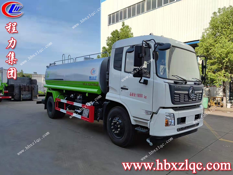 程力集團(tuán)東風(fēng)天錦灑水車重拳出擊，支持荊州市政建設(shè)工程